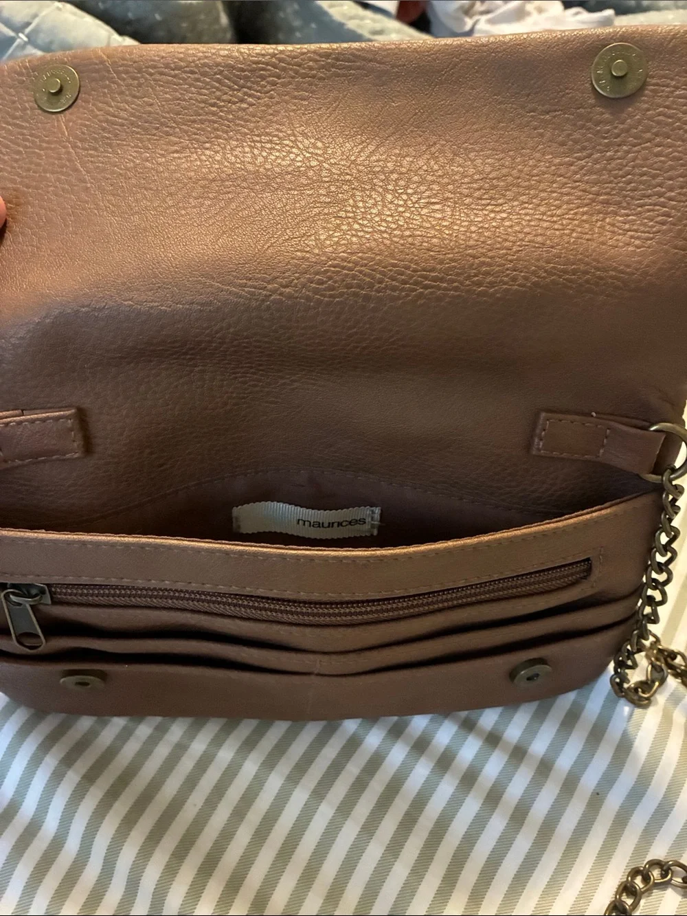 Maurices Clutch
